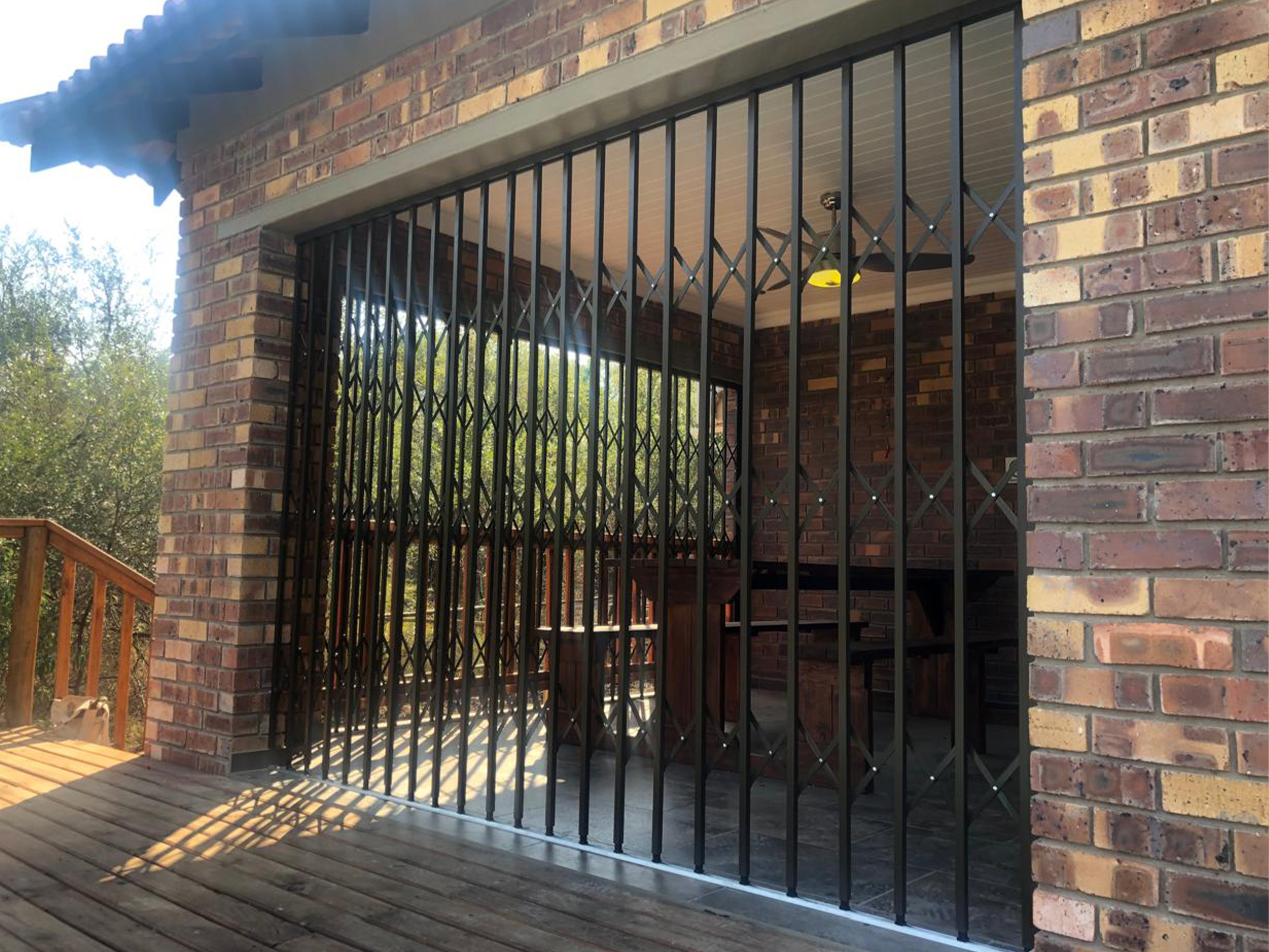 expandable aluminium security gates in Zambia